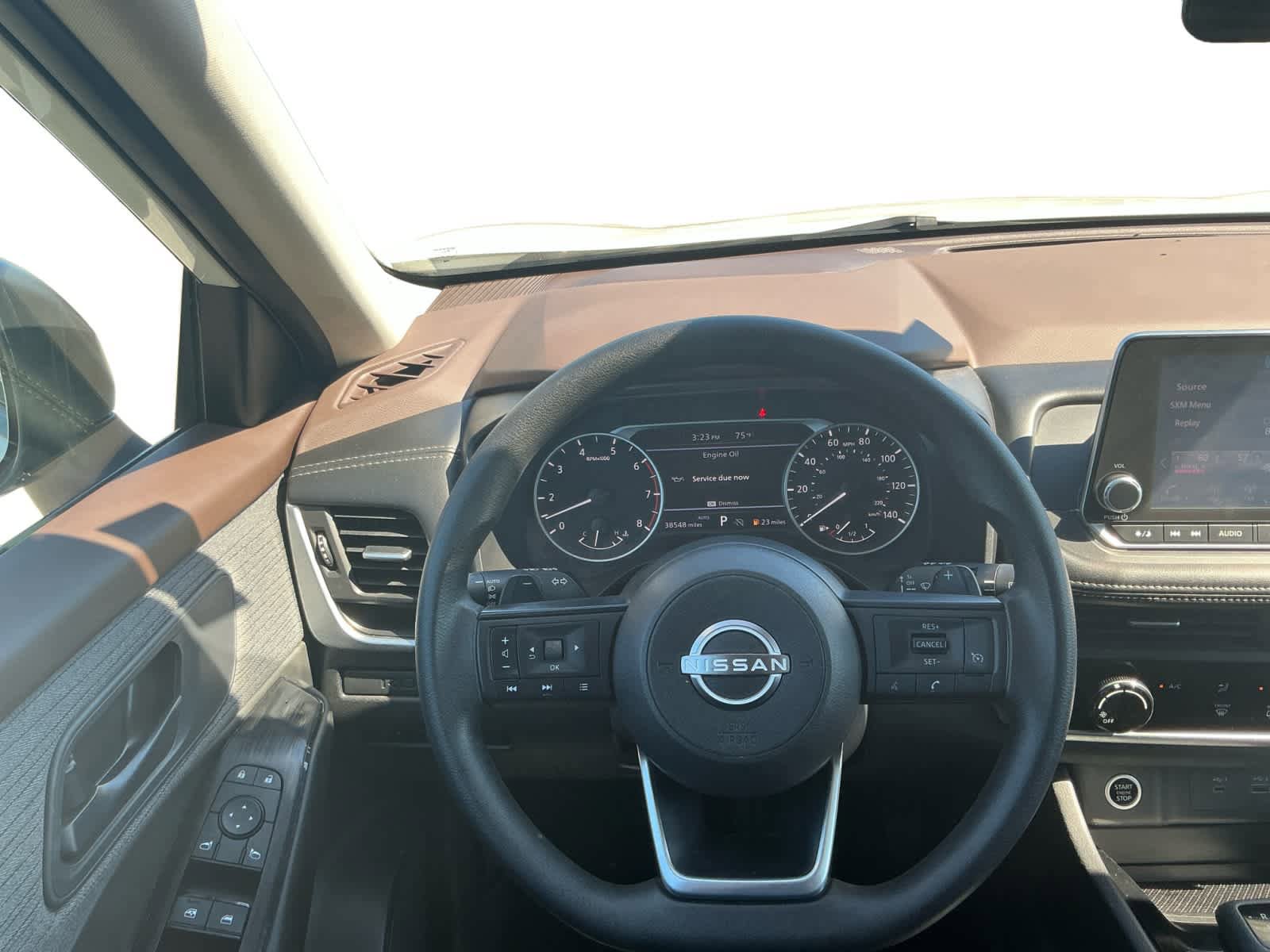 Used 2023 Nissan Rogue S AWD/4WD image 12