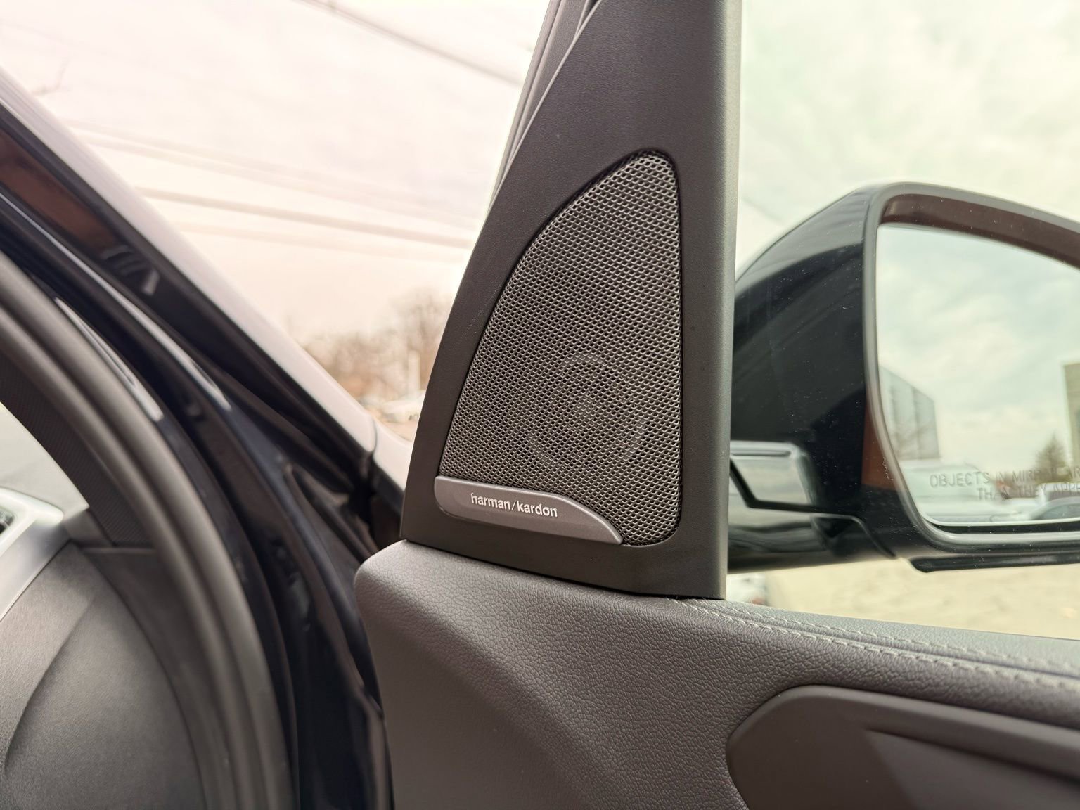 Used 2023 BMW X5 xDrive40i w/ Executive Package image 17