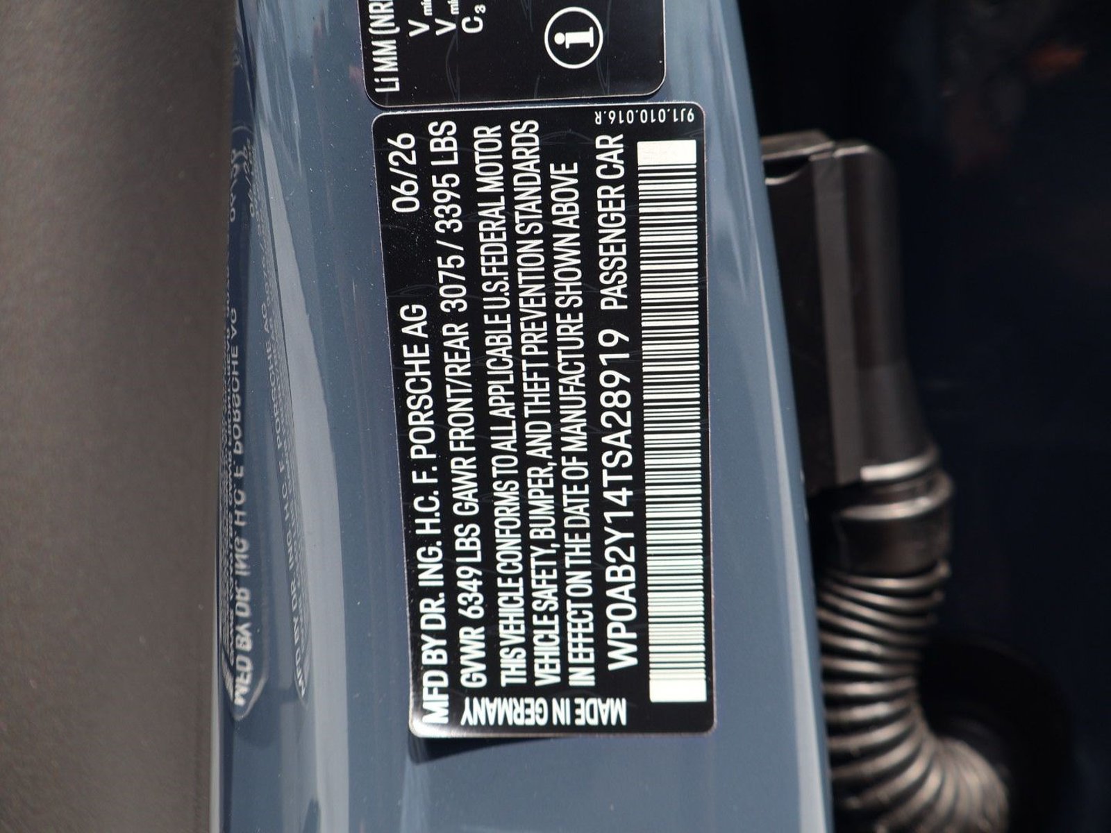 New 2026 Porsche Taycan 4S AWD/4WD image 27