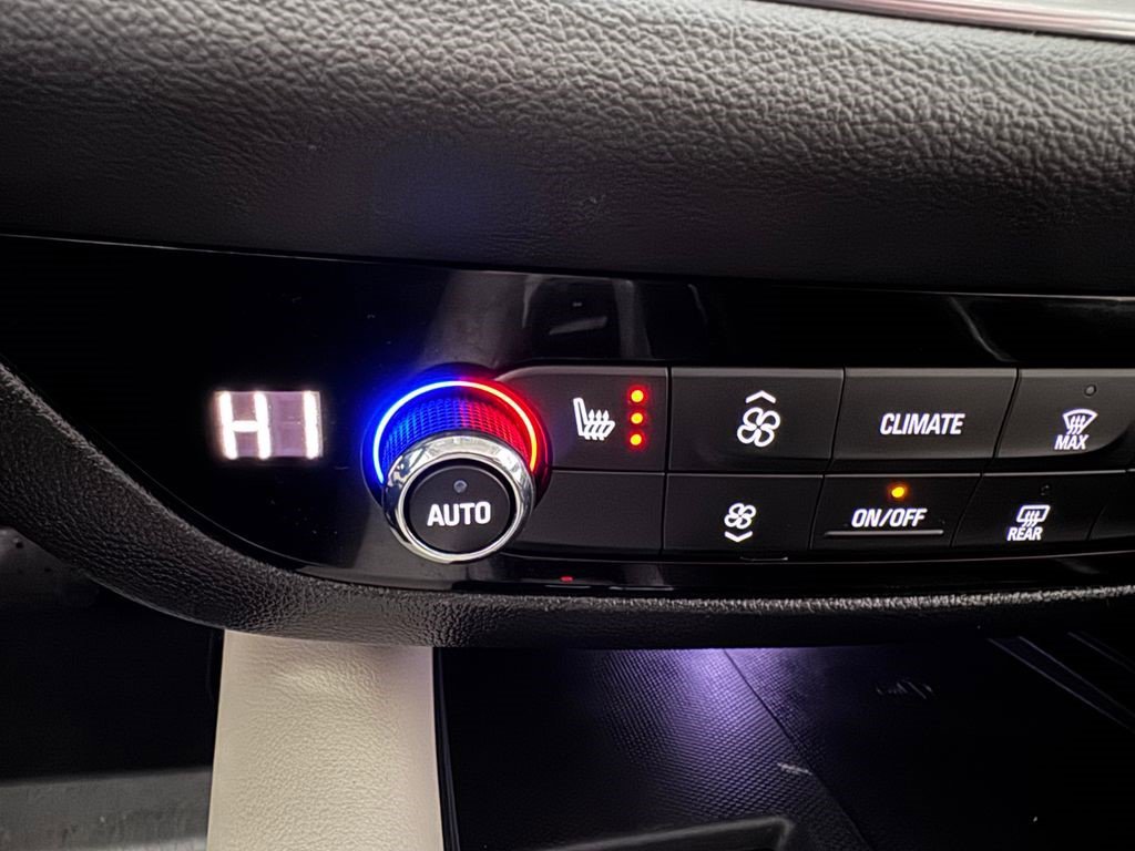 Certified 2023 Buick Enclave Essence AWD/4WD image 19