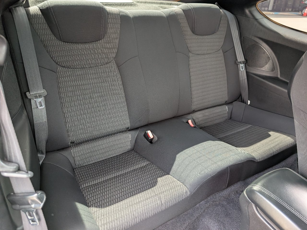 Used 2015 Hyundai Genesis 3.8 RWD image 5