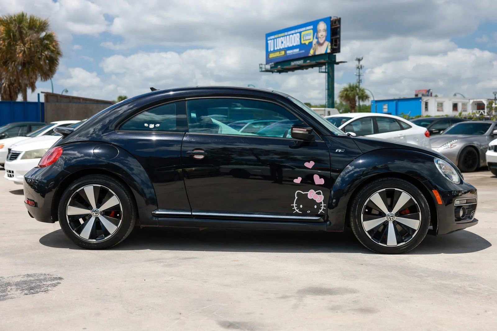 Used 2014 Volkswagen Beetle R-Line image 8