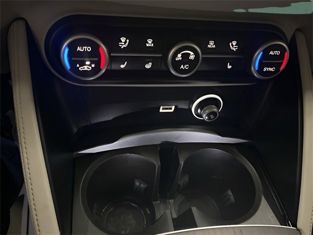 Used 2021 Alfa Romeo Stelvio Ti w/ Nero Edizione image 24