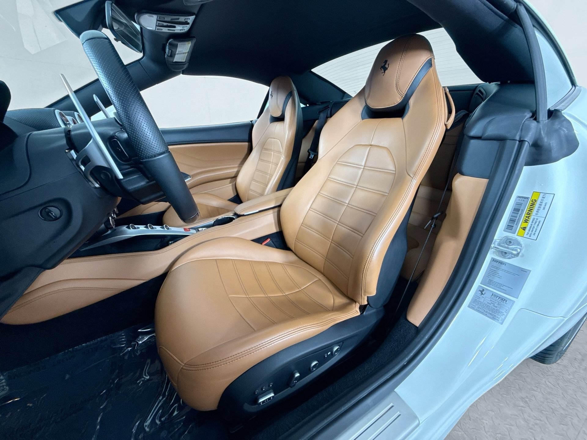 Certified 2017 Ferrari California T RWD image 9