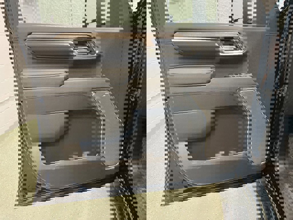 New 2026 Chevrolet Silverado 3500 High Country w/ High Country Premium Package image 15