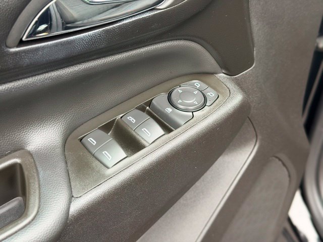 Used 2024 Chevrolet Equinox LT FWD image 20