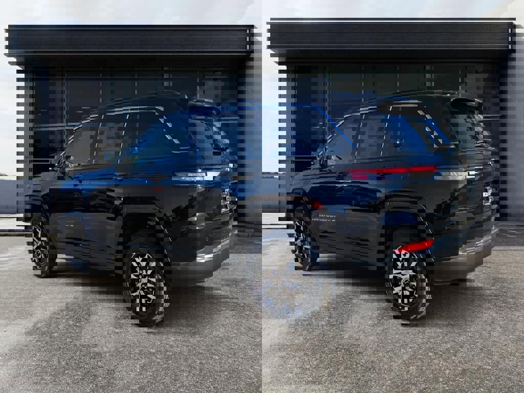 New 2025 Jeep Grand Cherokee Limited image 5