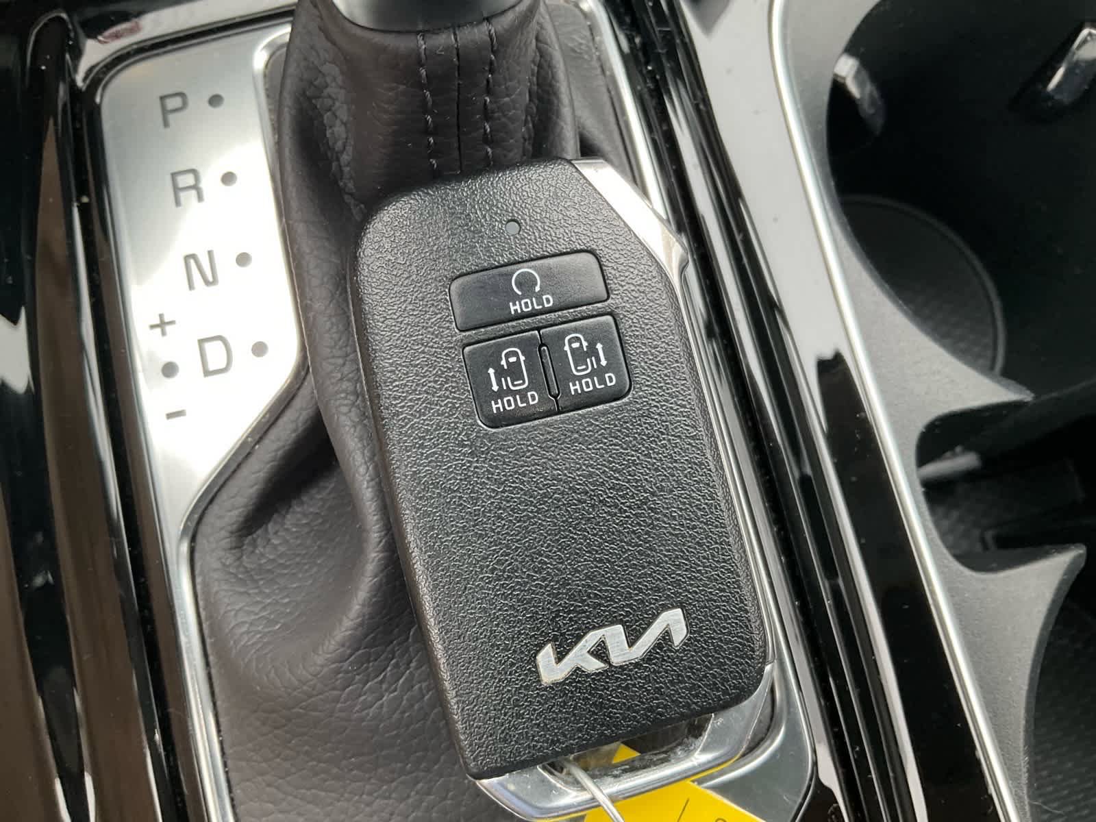 Used 2023 Kia Carnival SX Prestige FWD image 35