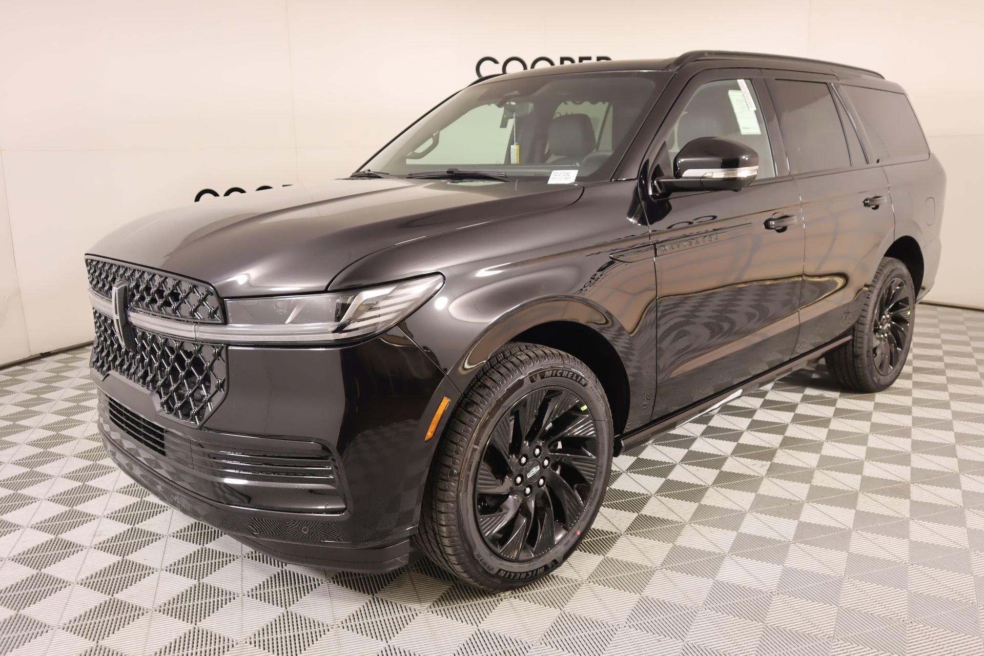 New 2026 Lincoln Navigator Reserve image 10