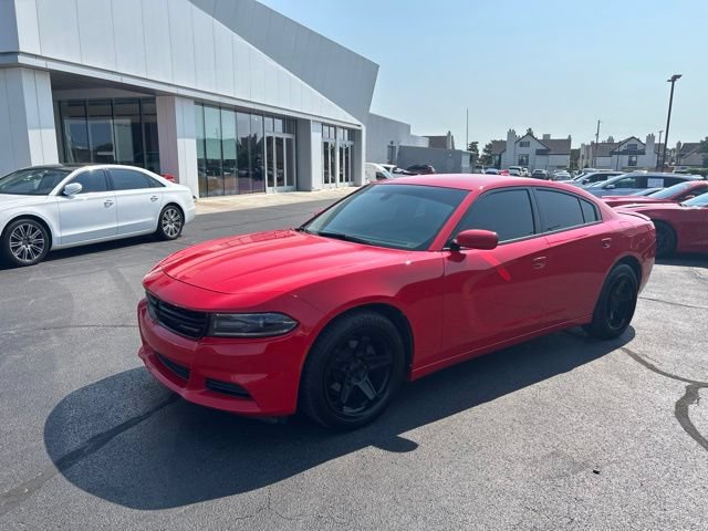 Used 2020 Dodge Charger SXT w/ Plus Group RWD image 2
