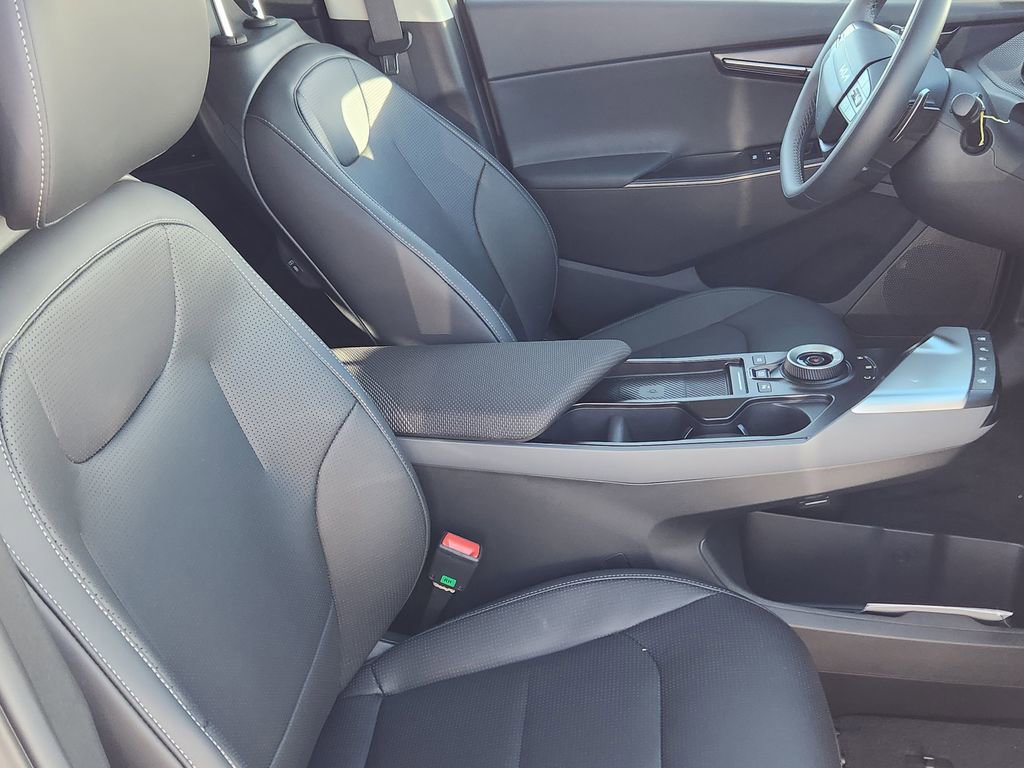 New 2025 Kia EV6 Wind image 14