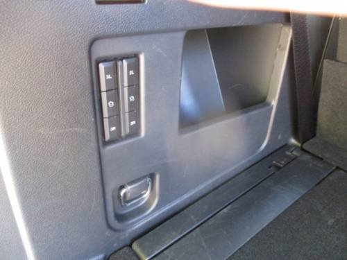 Used 2024 Ford Expedition Limited image 5