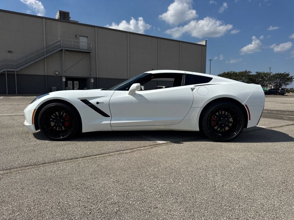 Used 2016 Chevrolet Corvette Stingray Coupe w/ 2LT Preferred Equipment Group RWD image 3