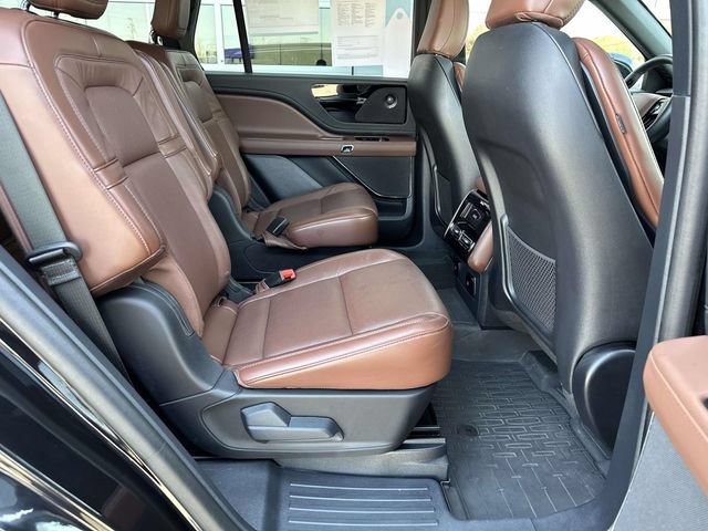 Used 2025 Lincoln Aviator Reserve w/ Illumination Package AWD/4WD image 23