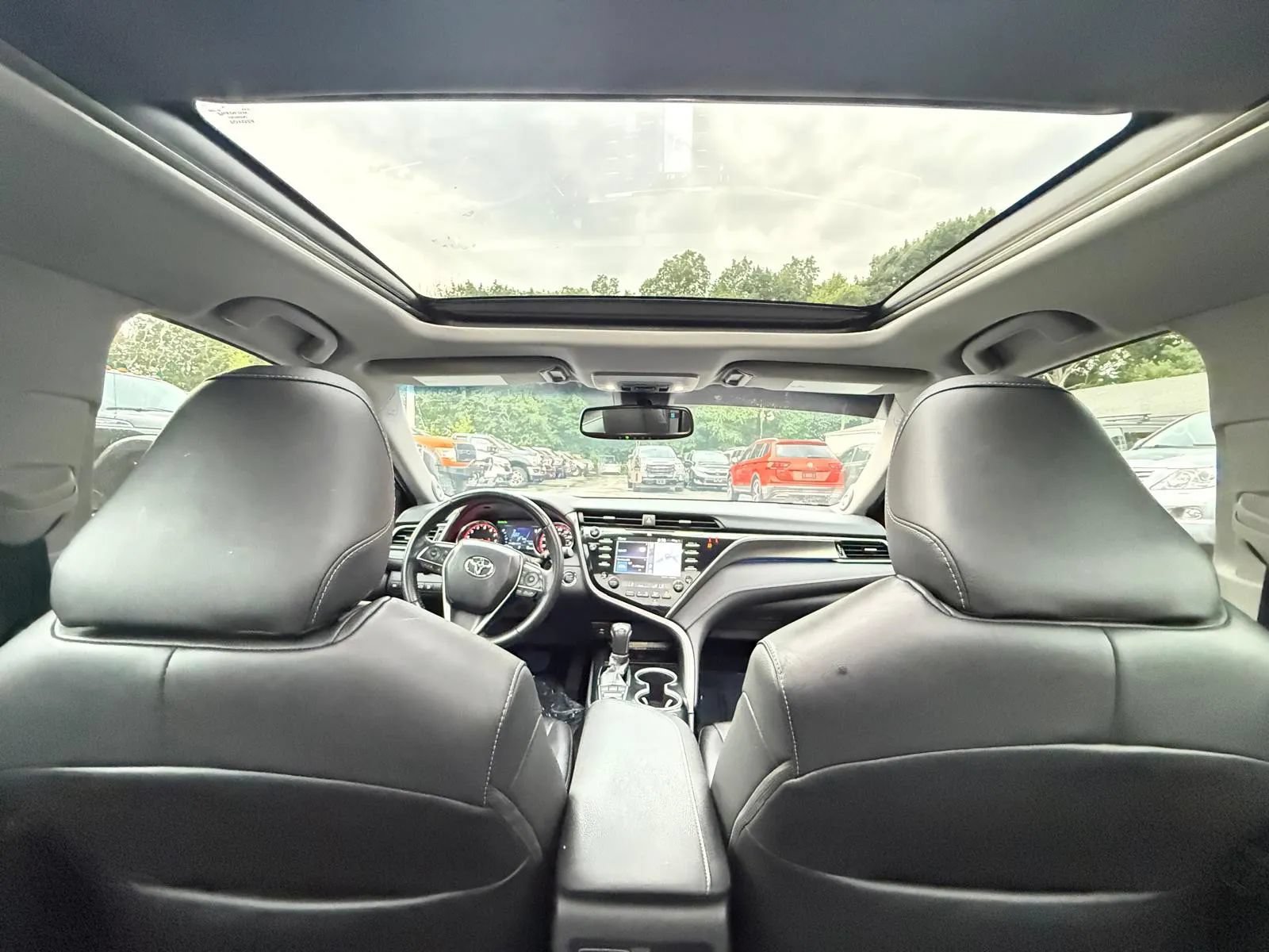 Used 2018 Toyota Camry XSE w/ Driver Assist Package FWD image 9