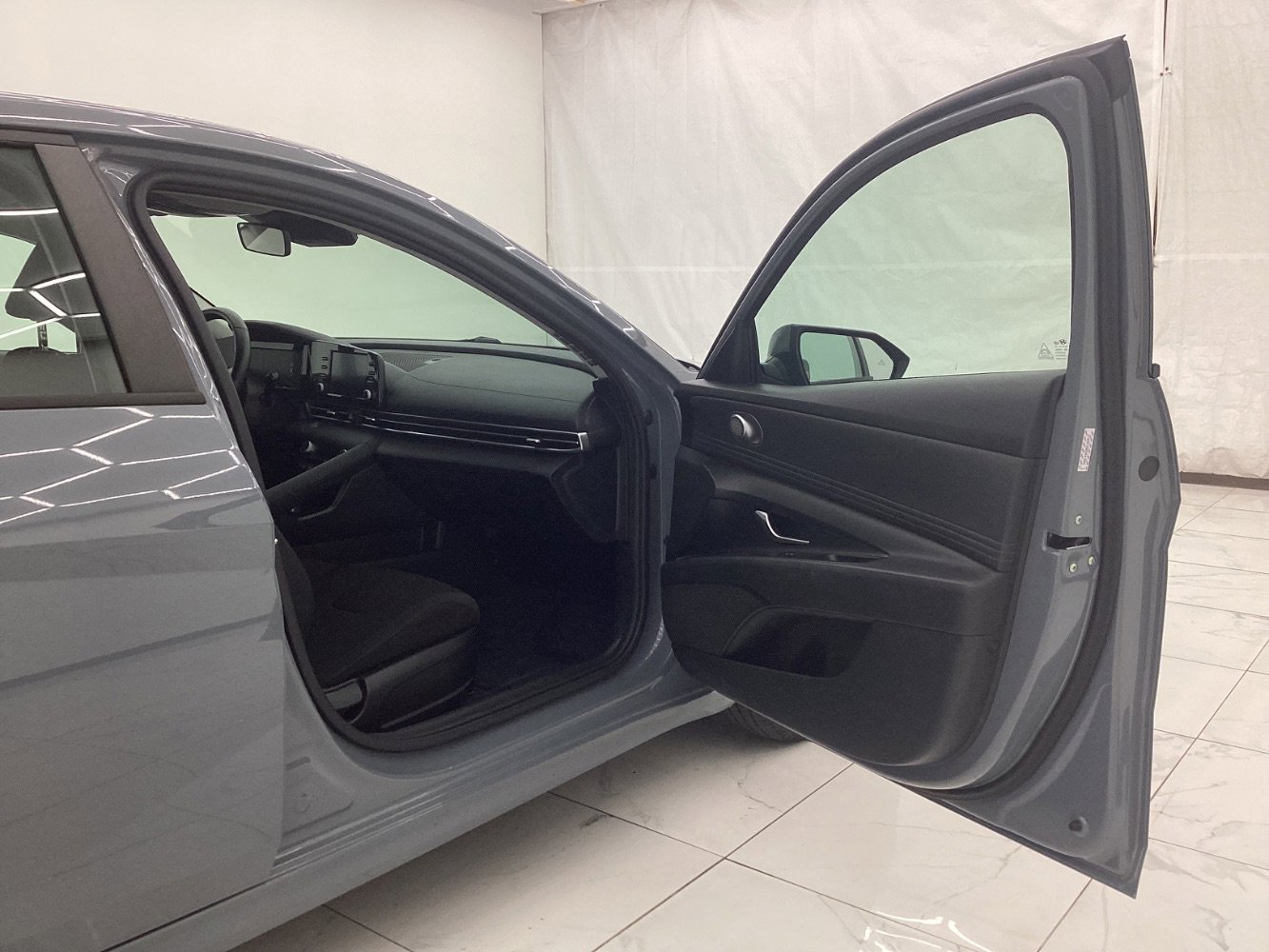 Used 2021 Hyundai Elantra SEL w/ Convenience Package image 17