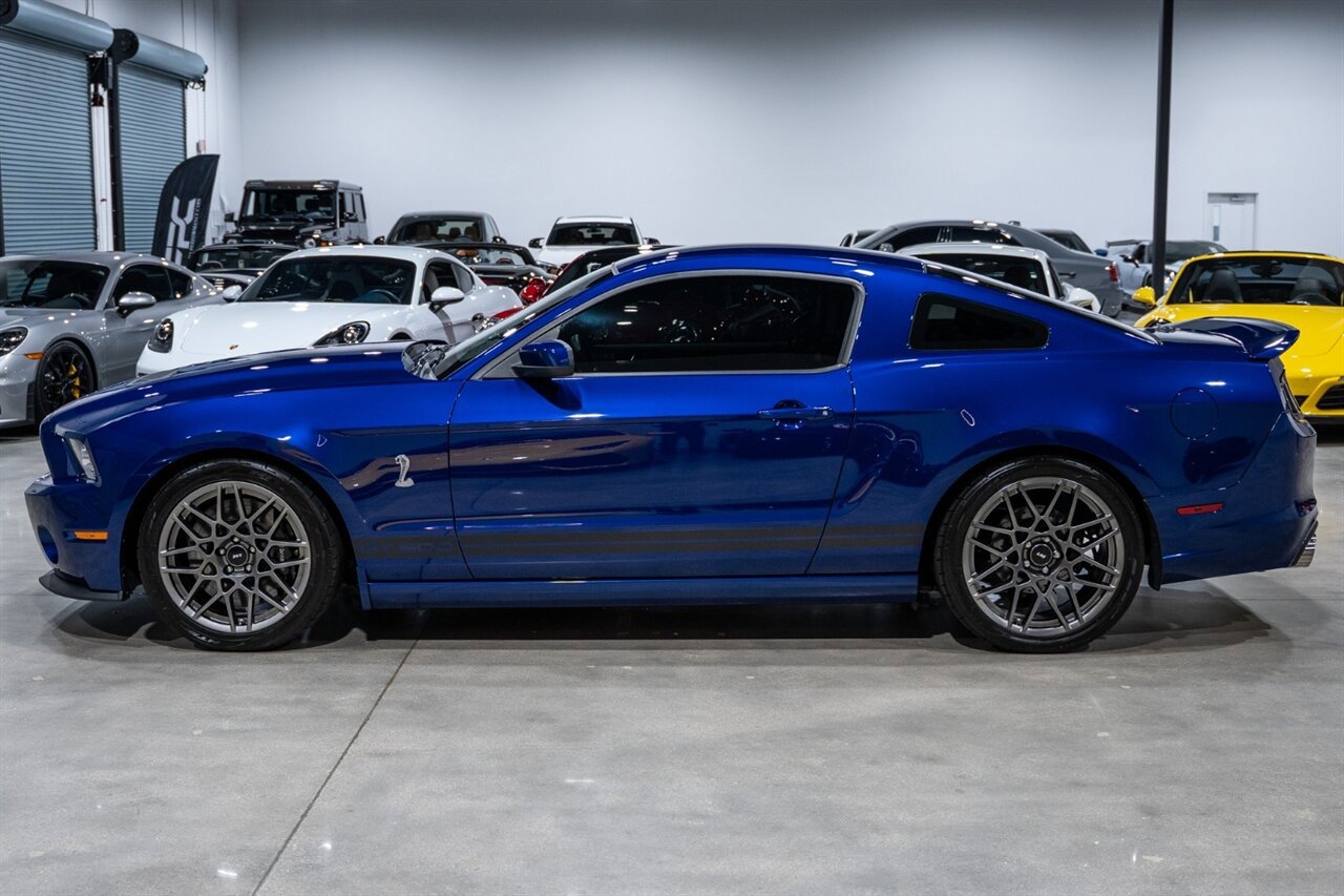 Used 2013 Ford Mustang Shelby GT500 RWD image 3