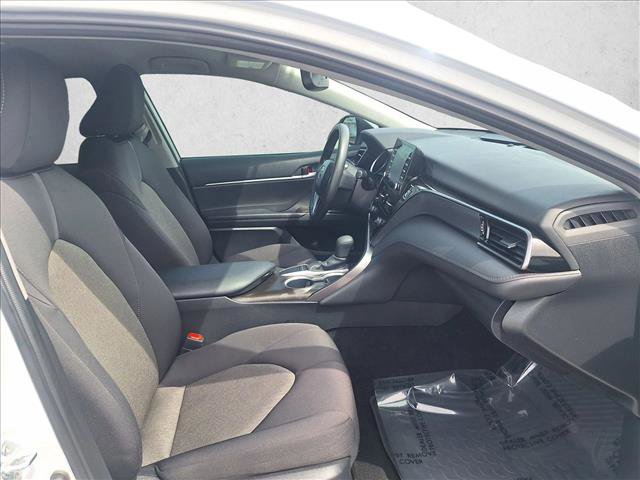 Used 2023 Toyota Camry LE w/ Convenience Package image 21