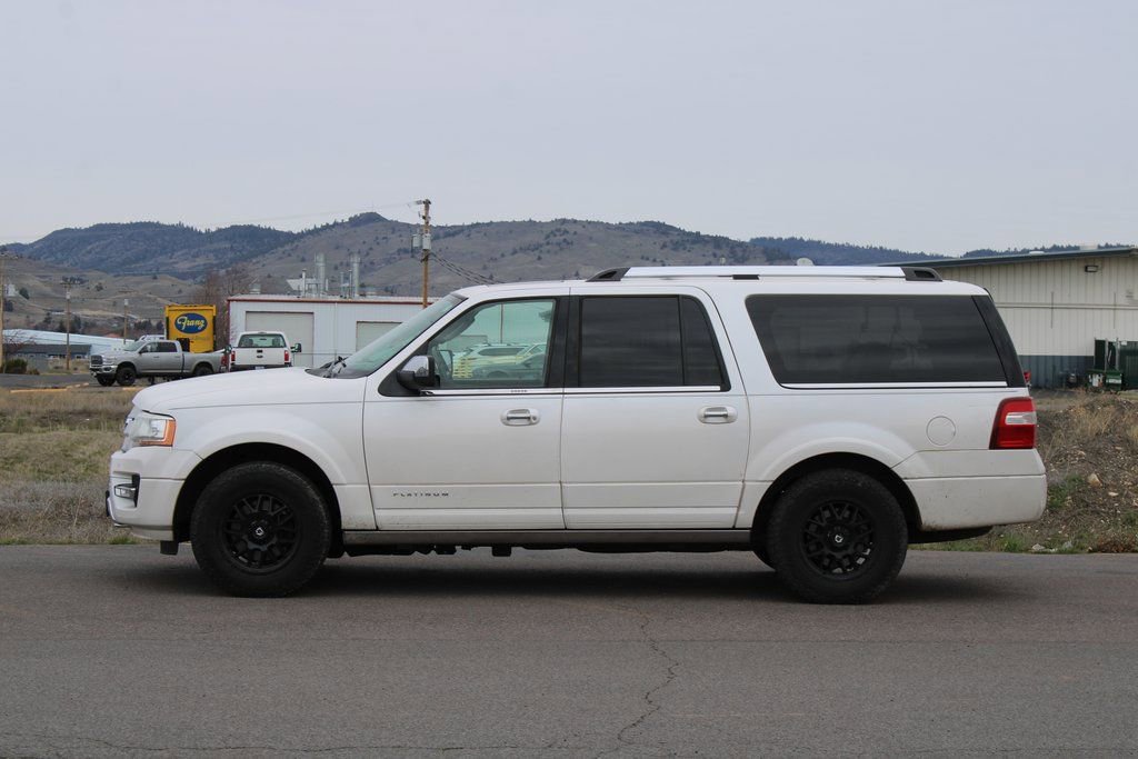 Used 2017 Ford Expedition EL Platinum AWD/4WD image 3
