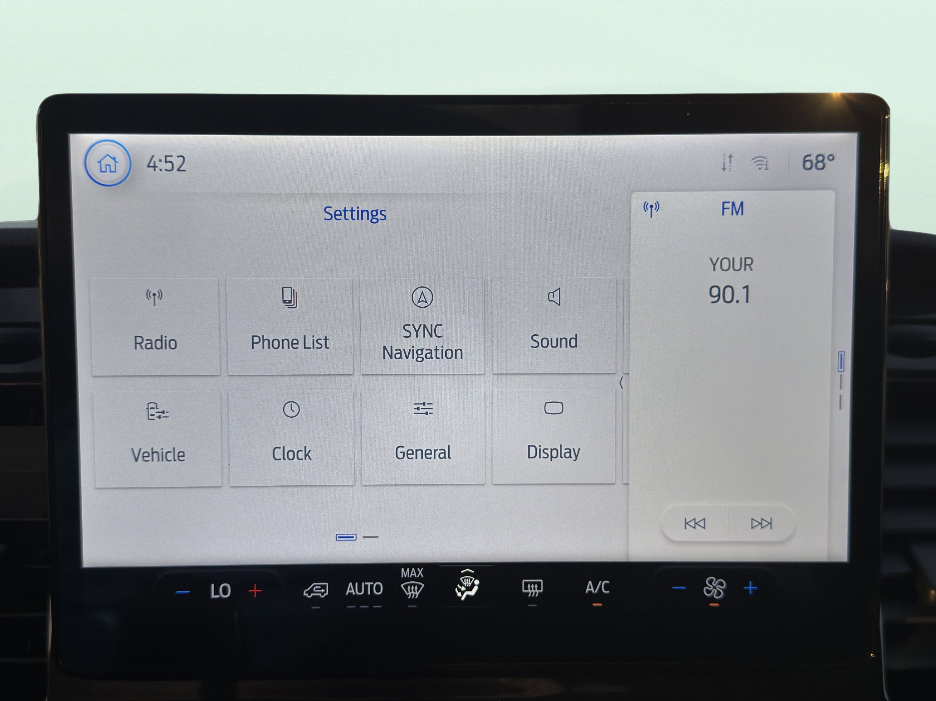 Used 2023 Ford Transit 350 XLT image 52