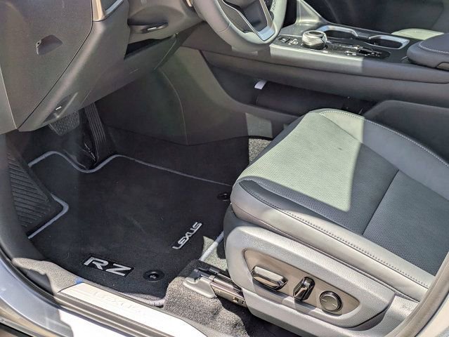 New 2025 Lexus RZ 300e 300e Premium image 13