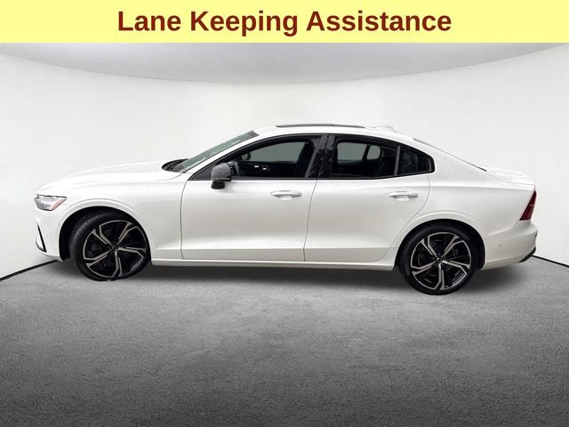 Used 2024 Volvo S60 B5 Plus AWD/4WD image 6