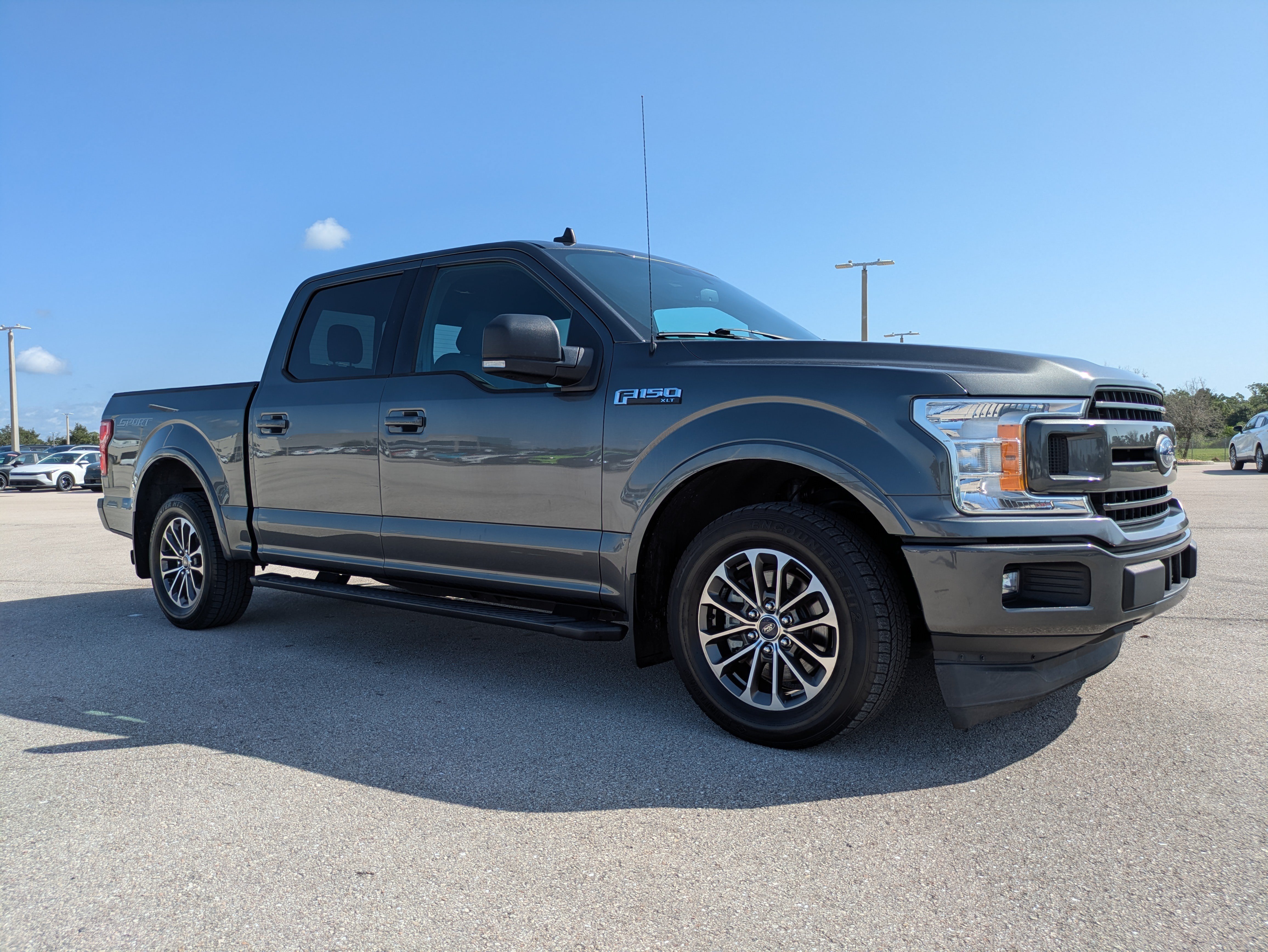 Used 2019 Ford F150 XLT w/ Equipment Group 302A Luxury RWD image 2