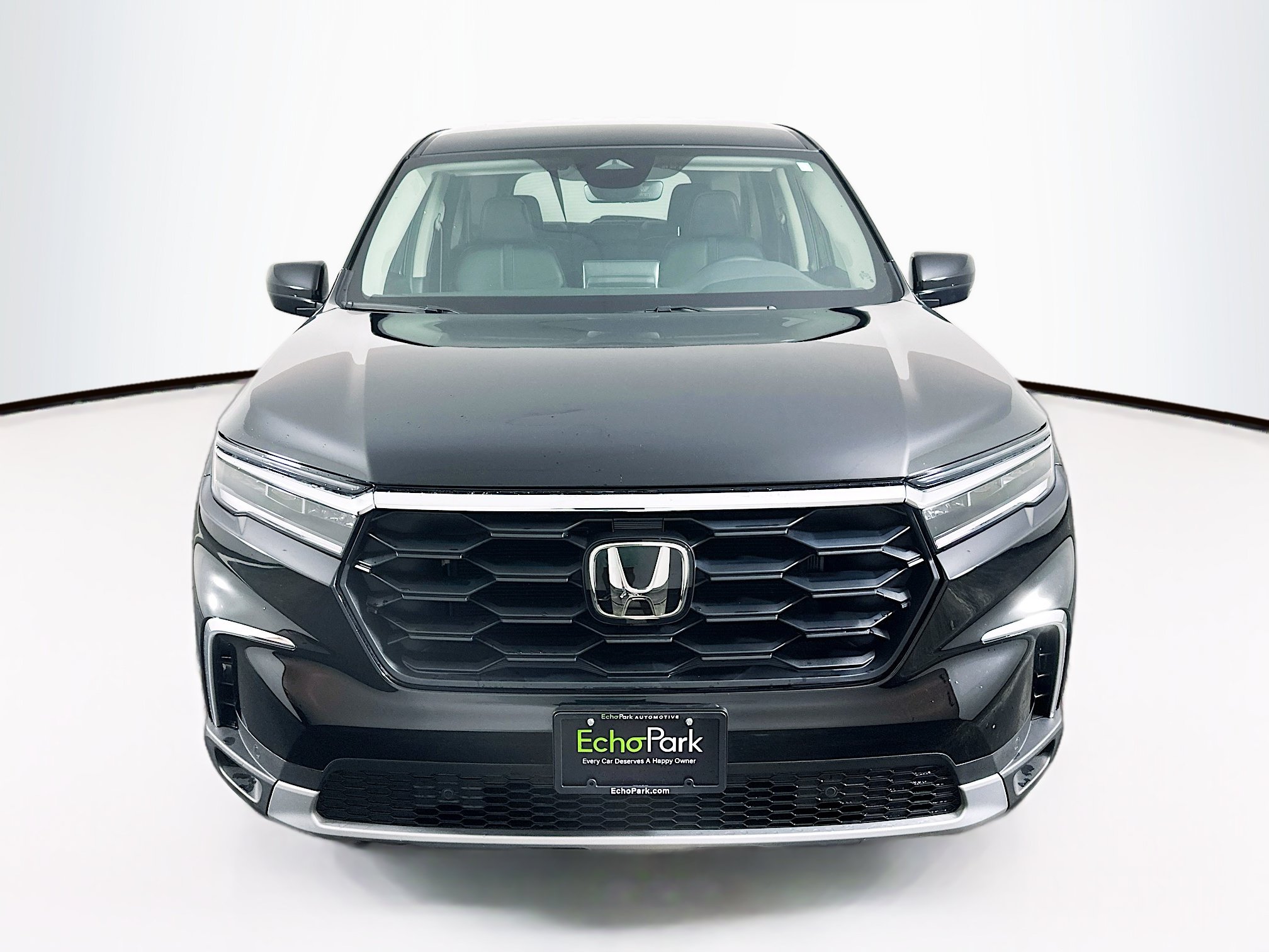 Used 2025 Honda Pilot EX-L image 2