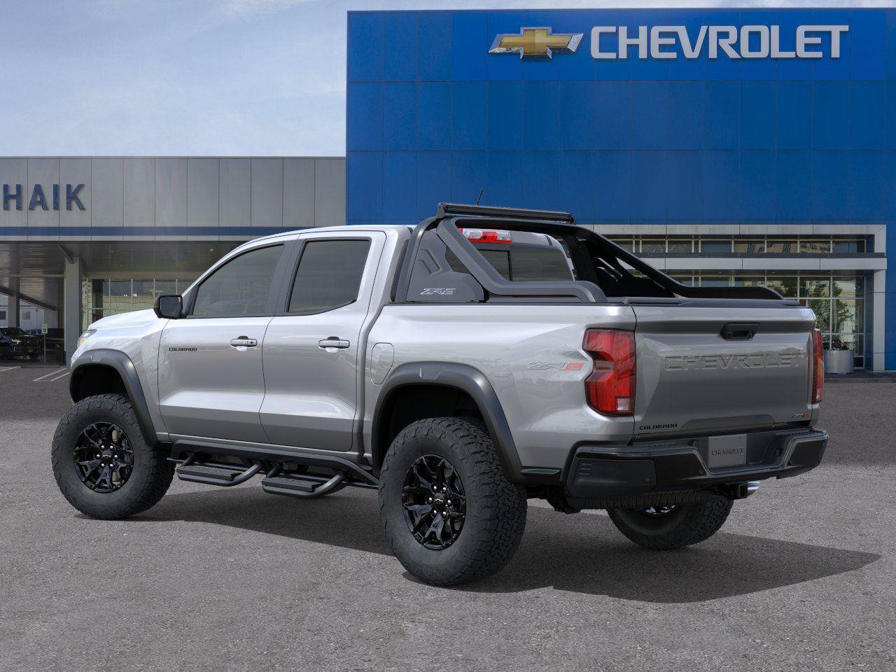 New 2026 Chevrolet Colorado ZR2 w/ Midnight Edition AWD/4WD image 3