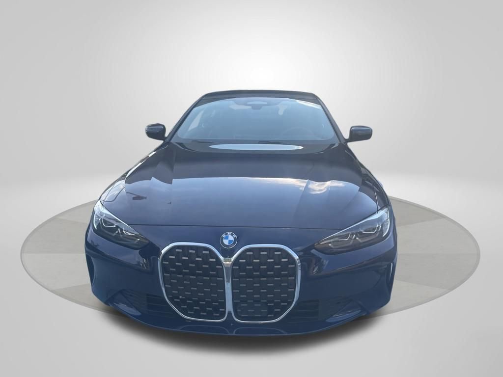 Used 2024 BMW 430i Coupe w/ Premium Package RWD image 2