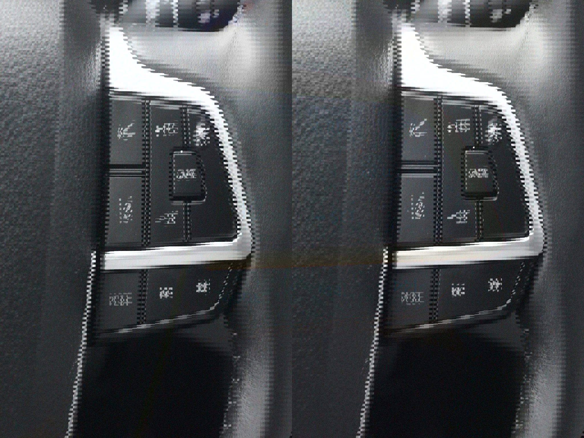 Used 2024 Toyota Highlander XLE image 11