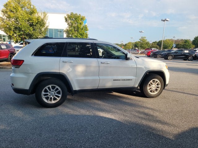 Used 2018 Jeep Grand Cherokee Laredo AWD/4WD image 27