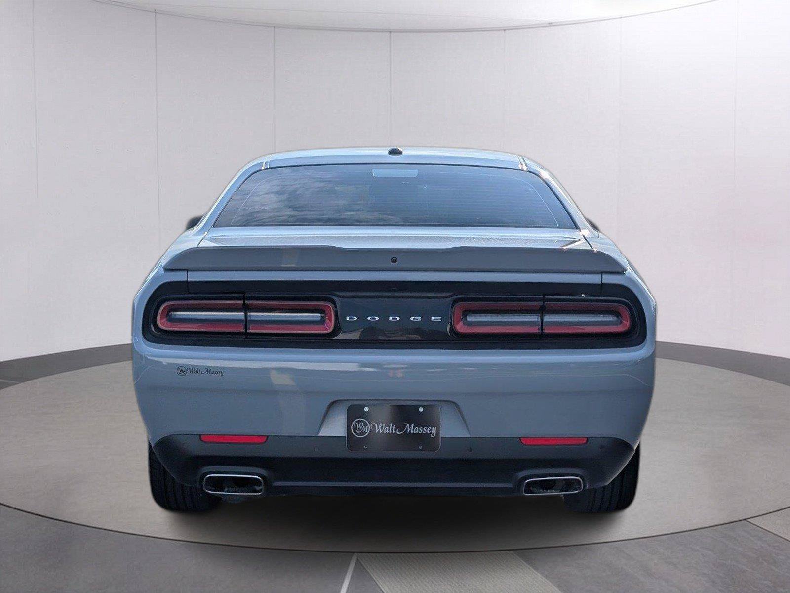 Used 2022 Dodge Challenger GT RWD image 4