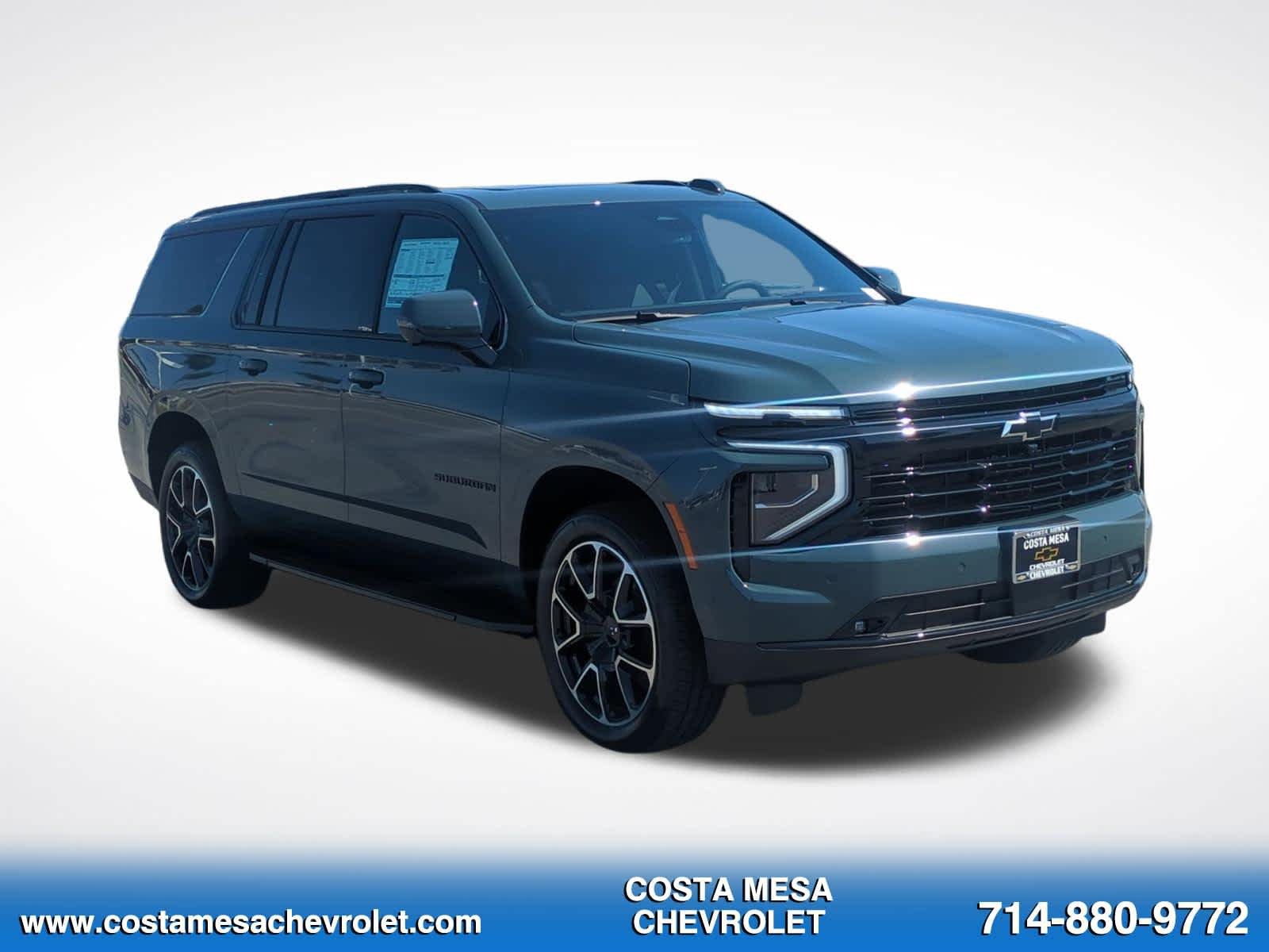 New 2026 Chevrolet Suburban RST w/ RST Capability Package AWD/4WD image 3