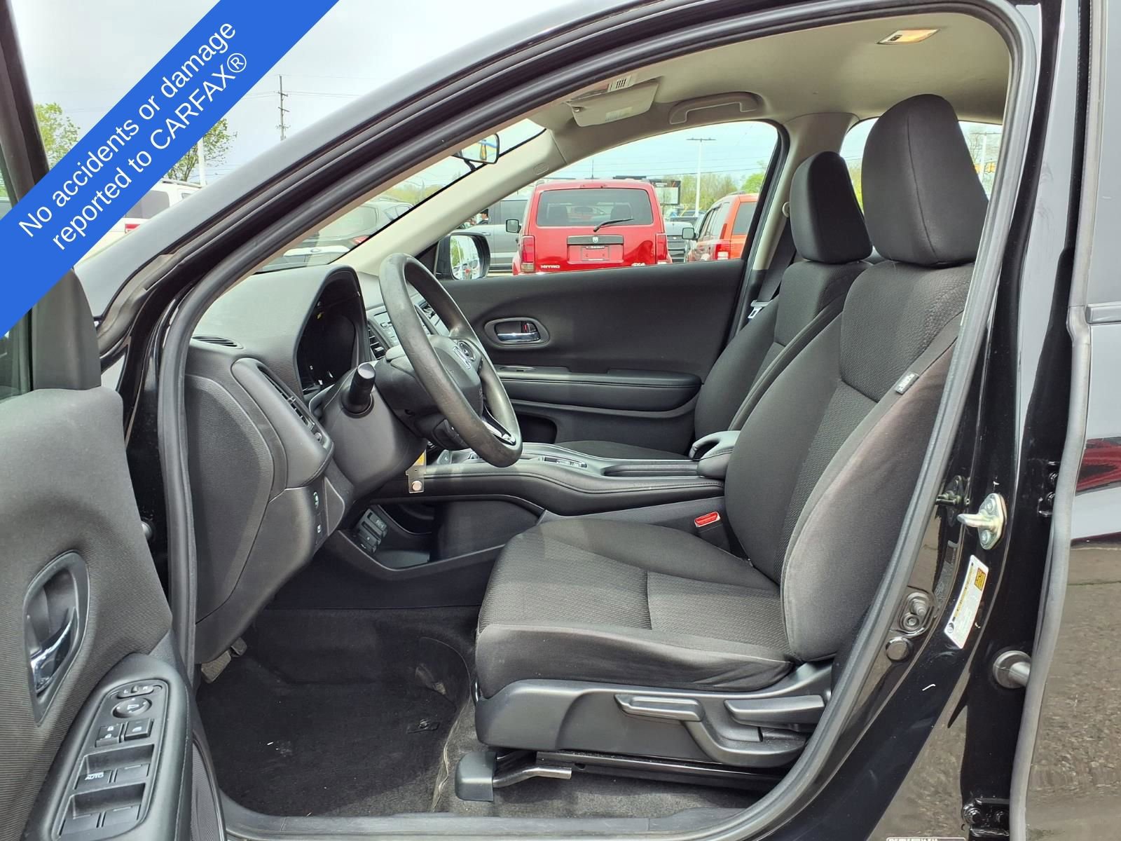 Used 2017 Honda HR-V LX image 19