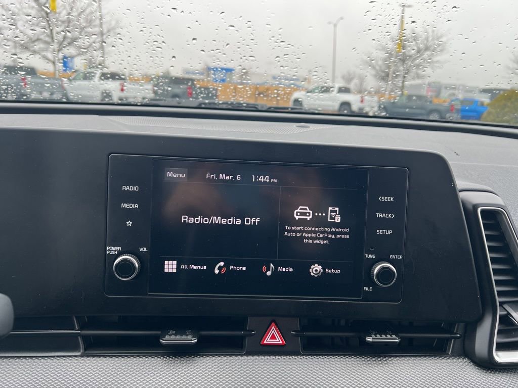 Used 2025 Kia Sportage LX image 18