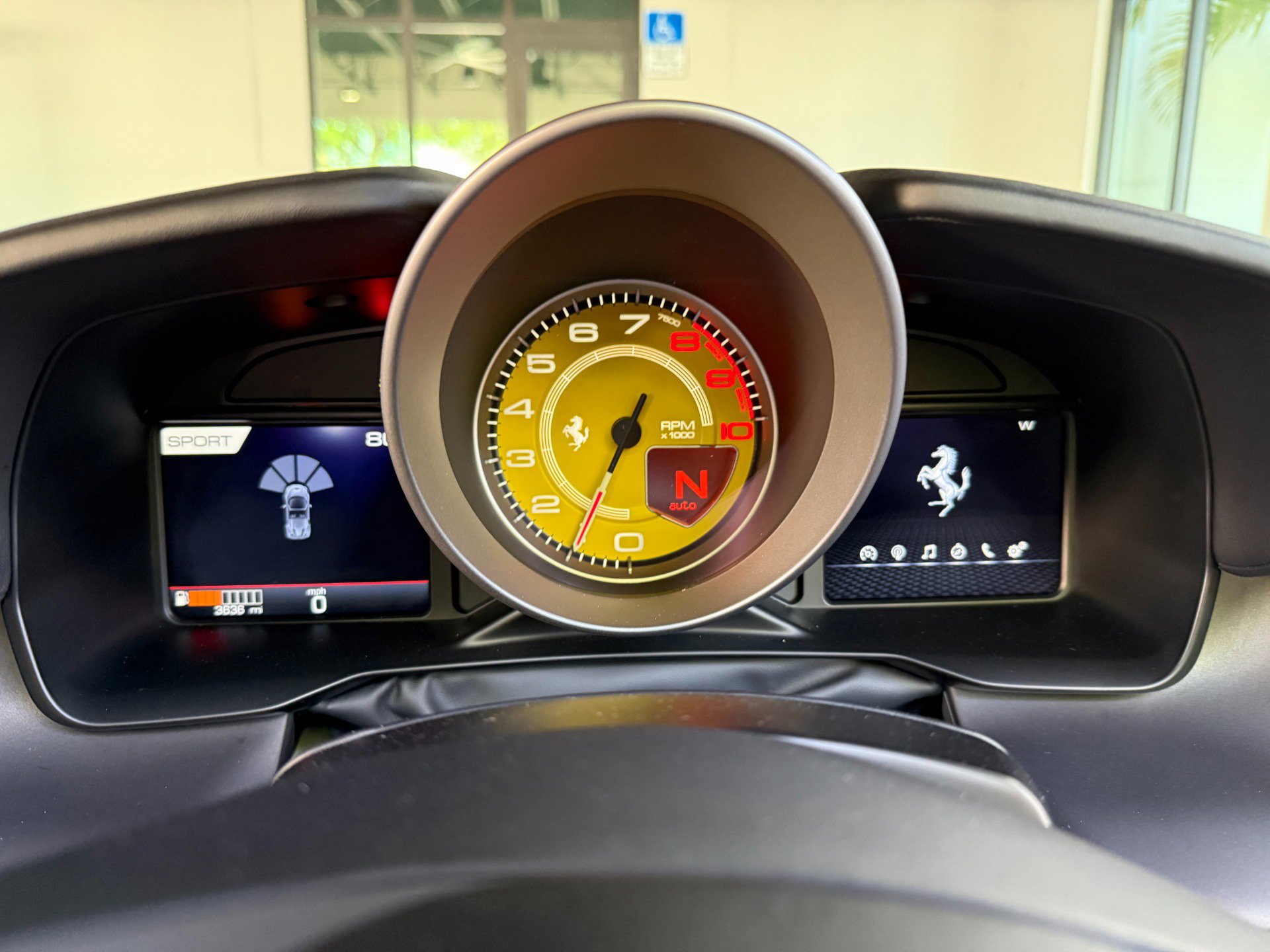 Used 2023 Ferrari F8 Tributo image 34