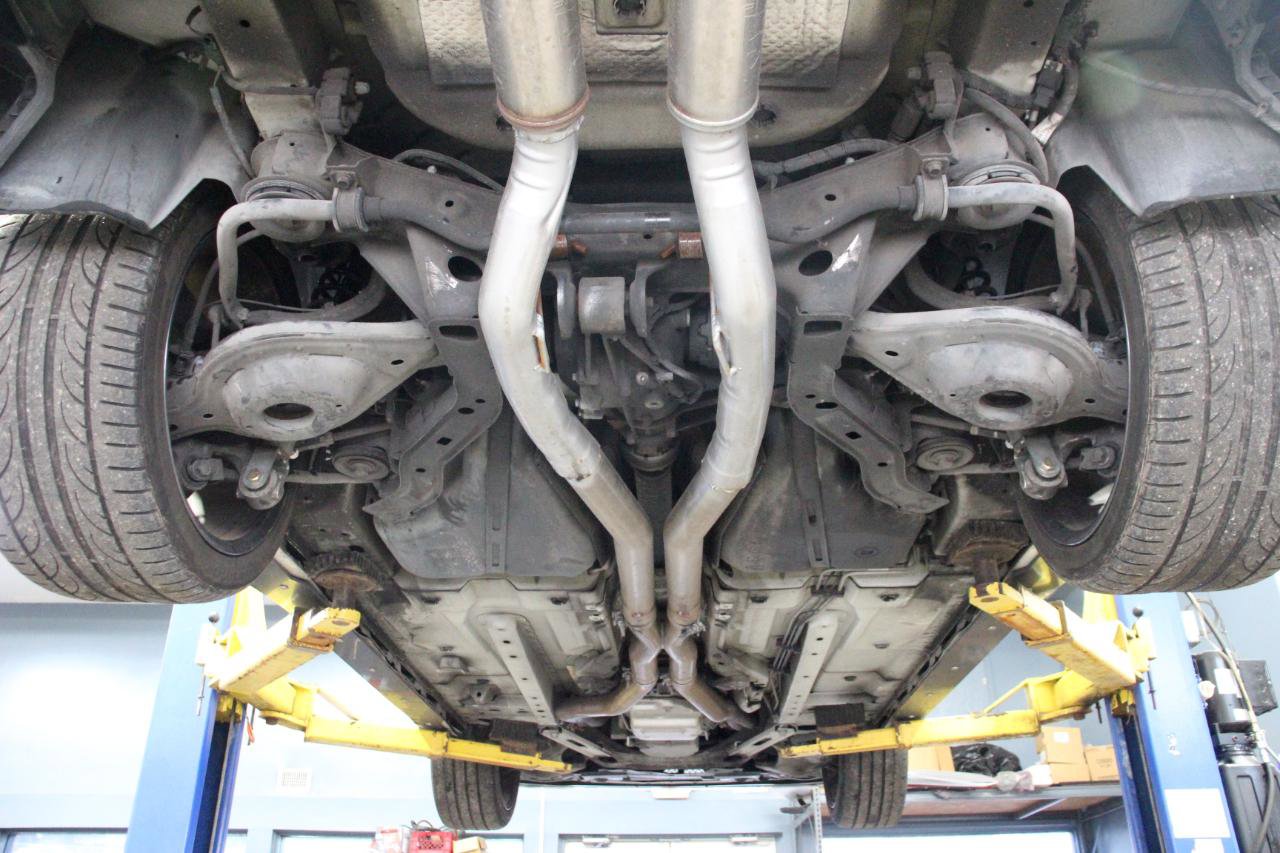 Used 2012 Cadillac CTS V w/ Wood Trim Package image 96