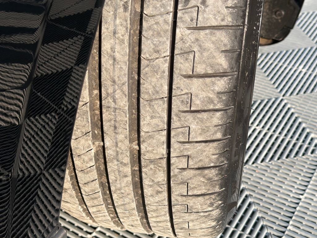 Used 2024 Tesla Model 3 Performance image 20