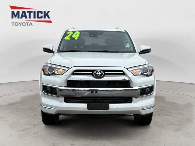 Used 2024 Toyota 4Runner Limited AWD/4WD image 2