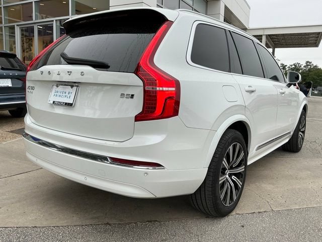 Certified 2025 Volvo XC90 B5 Core AWD/4WD image 7