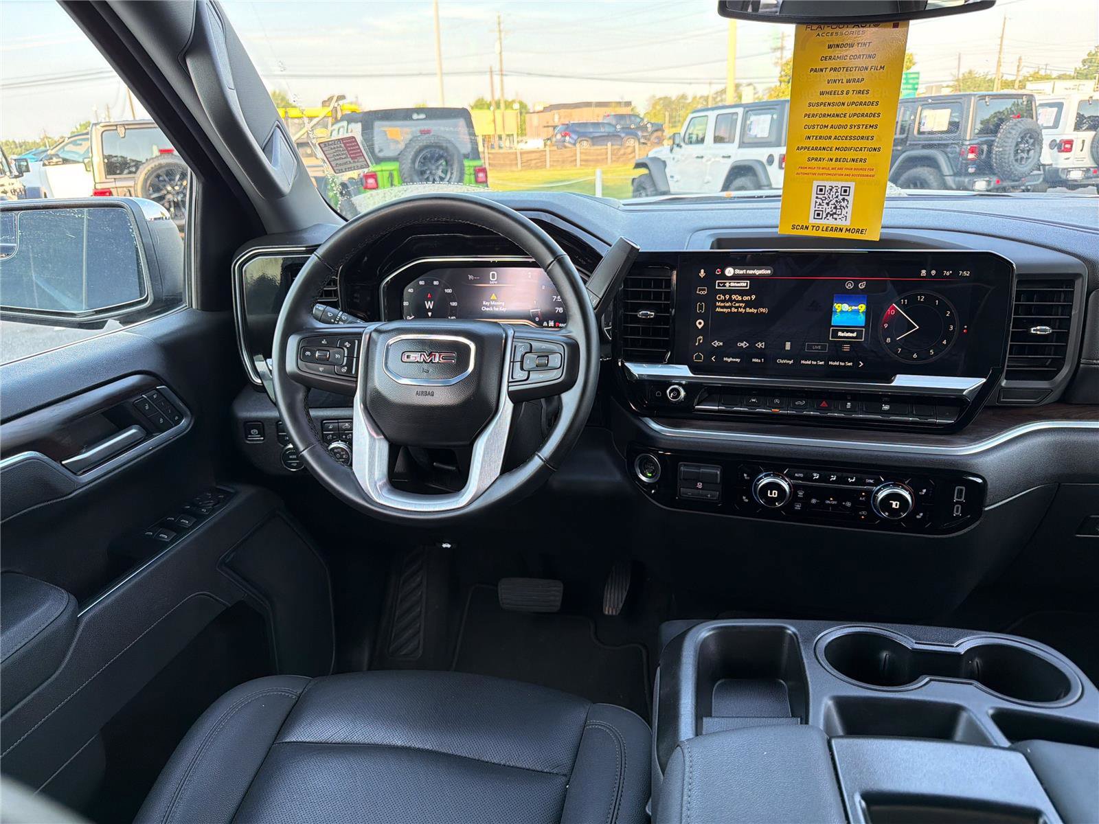 Used 2025 GMC Sierra 1500 SLT AWD/4WD image 22
