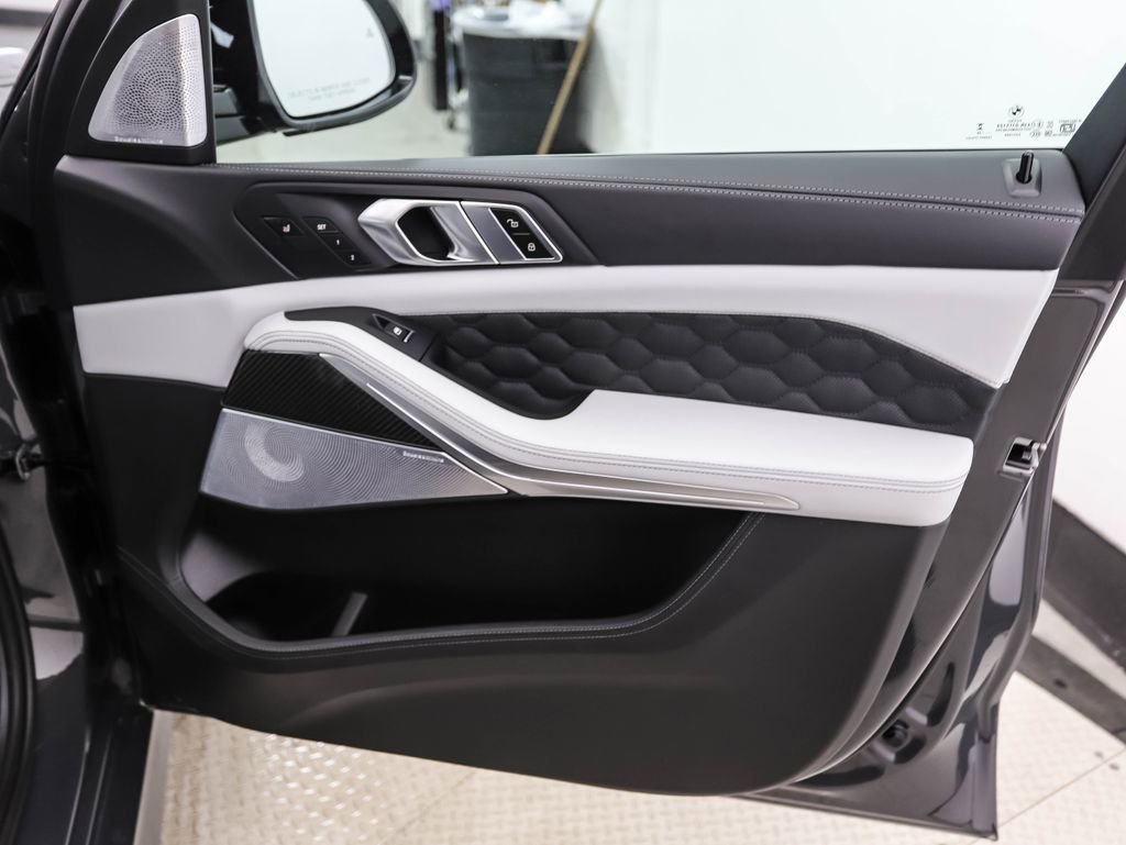 New 2026 BMW X5 M Competition w/ Executive Package image 27