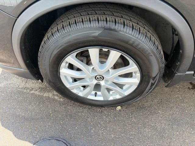 Used 2019 Nissan Rogue SV AWD/4WD image 43