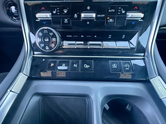 Used 2025 Nissan Armada PRO-4X AWD/4WD image 21
