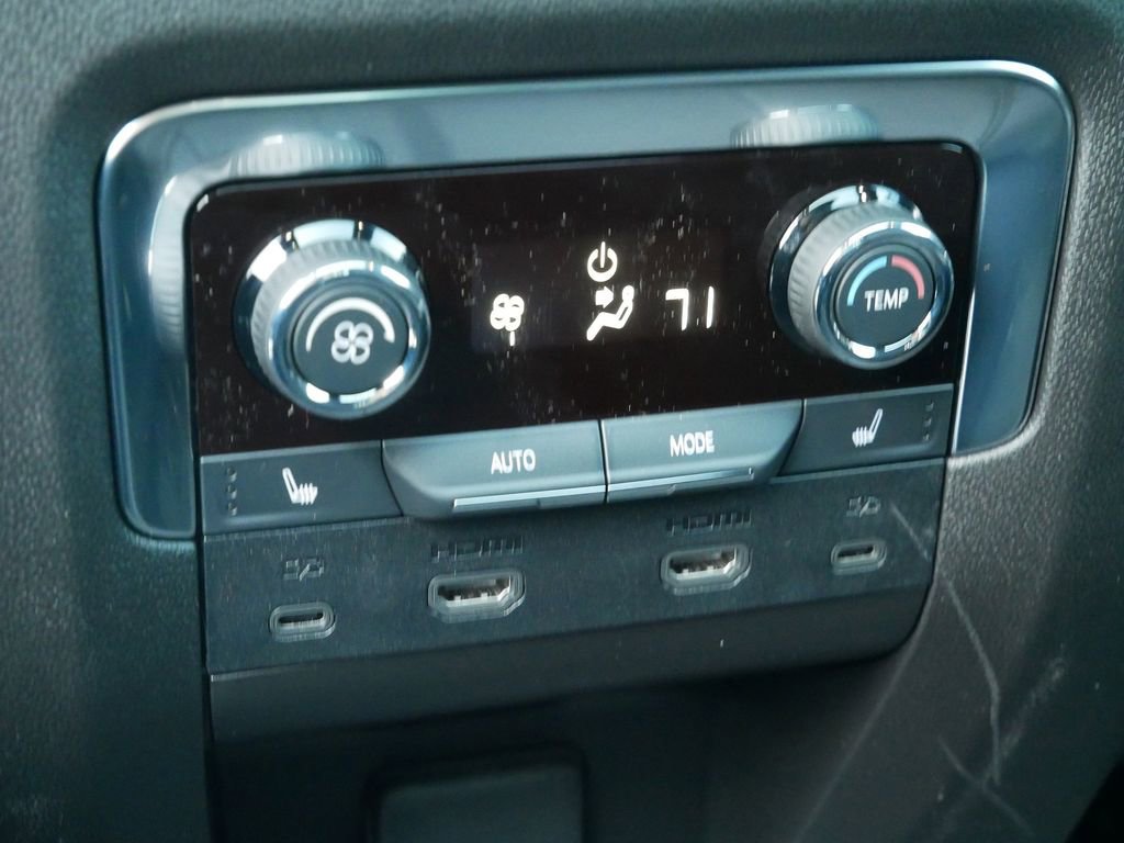 New 2026 Chevrolet Tahoe High Country image 19