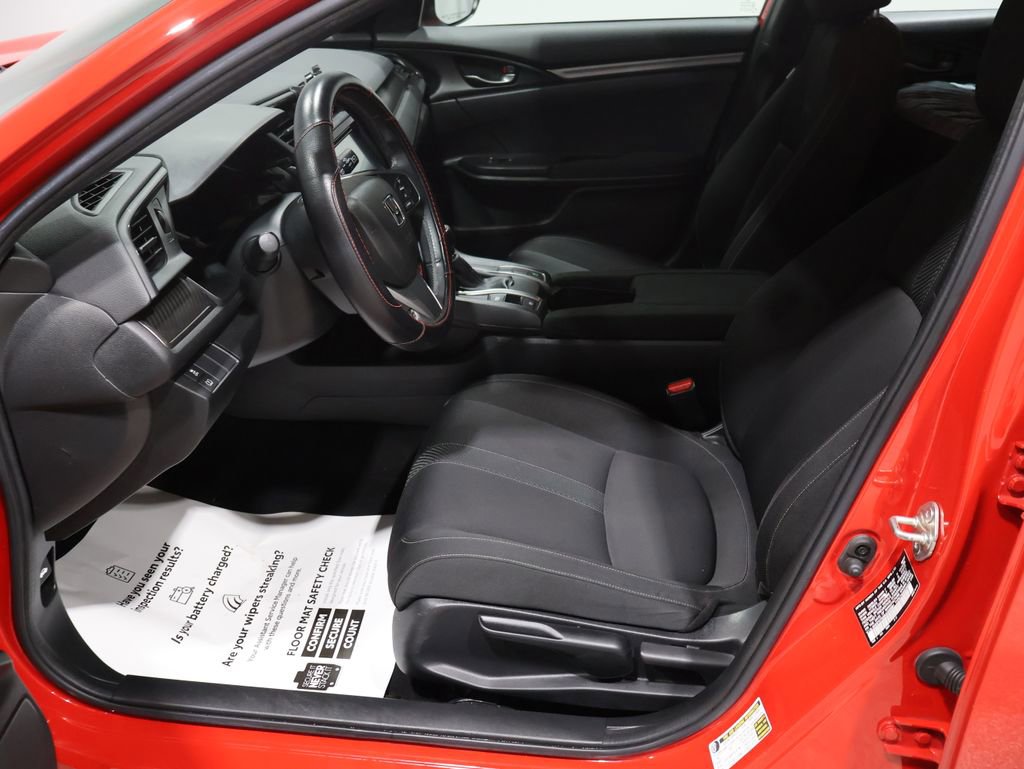 Used 2018 Honda Civic Sport image 9