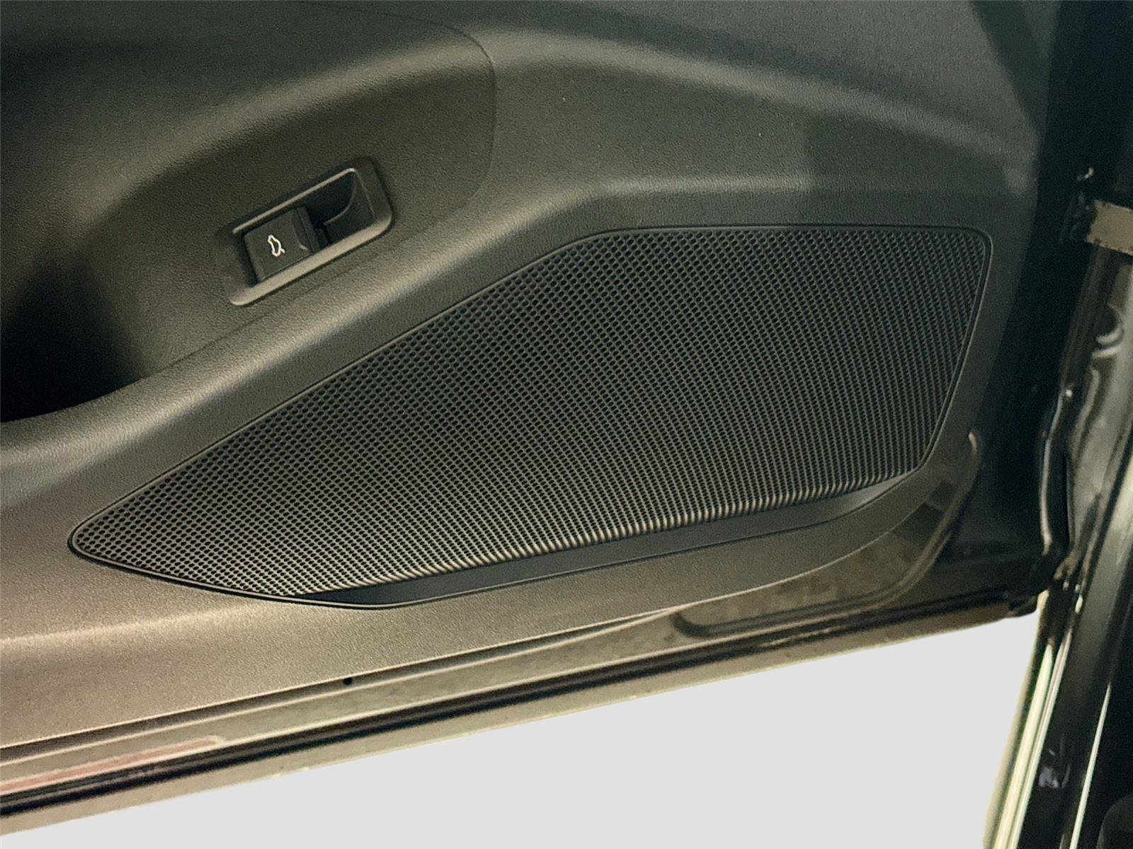 New 2027 Audi SQ6 e-tron Premium Plus image 19