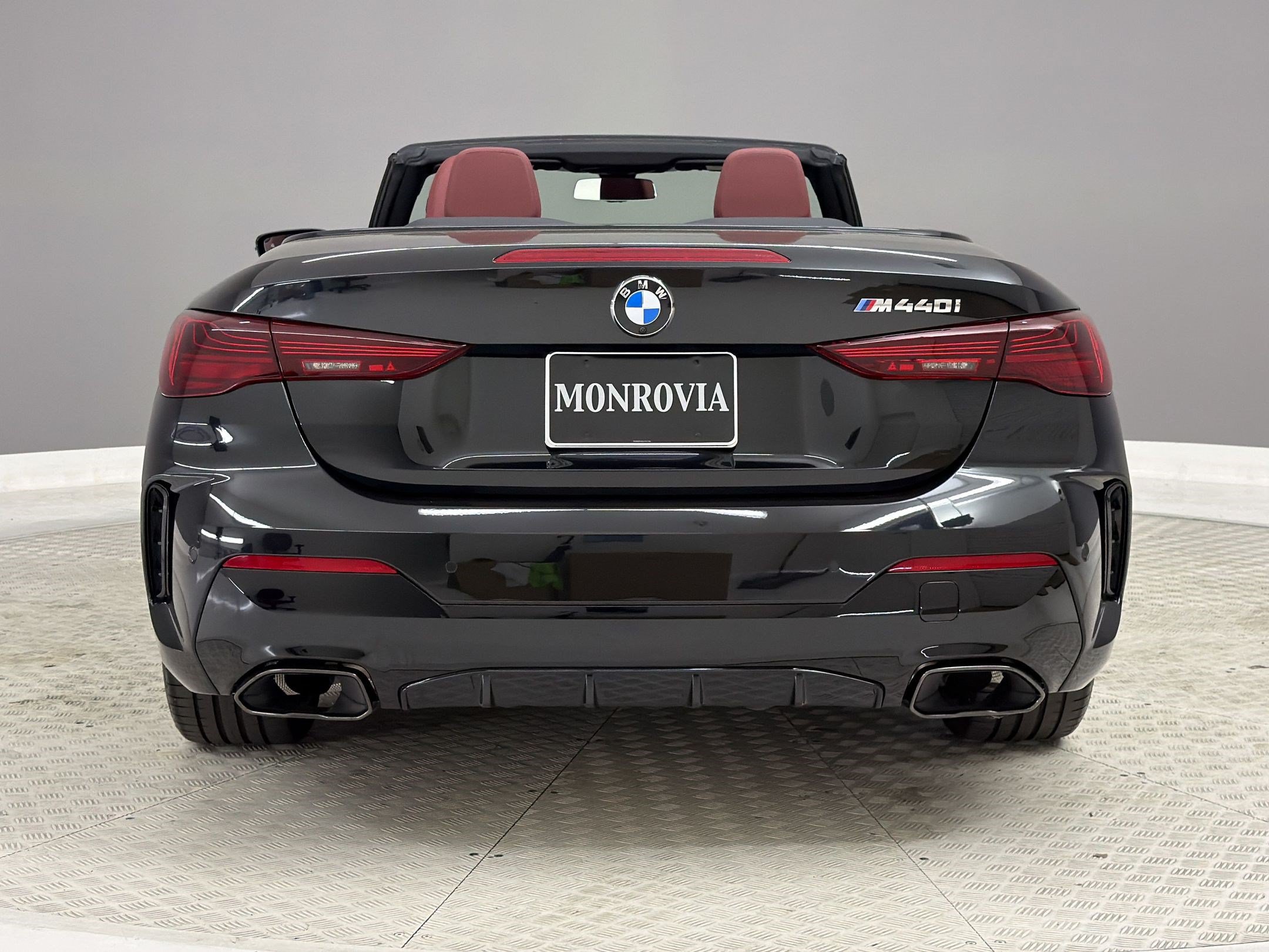 Certified 2025 BMW M440i Convertible w/ Premium Package RWD image 10
