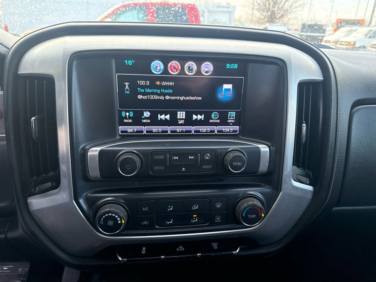 Used 2017 GMC Sierra 3500 SLE w/ SLE Preferred Package image 14